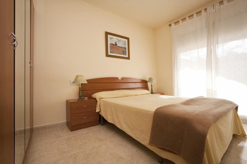 Rentalmar Bellavista Apartamentos Miami Playa Room photo